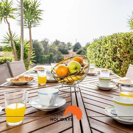 #184 Ocean View Residences By Homeholidays * Албуфейра